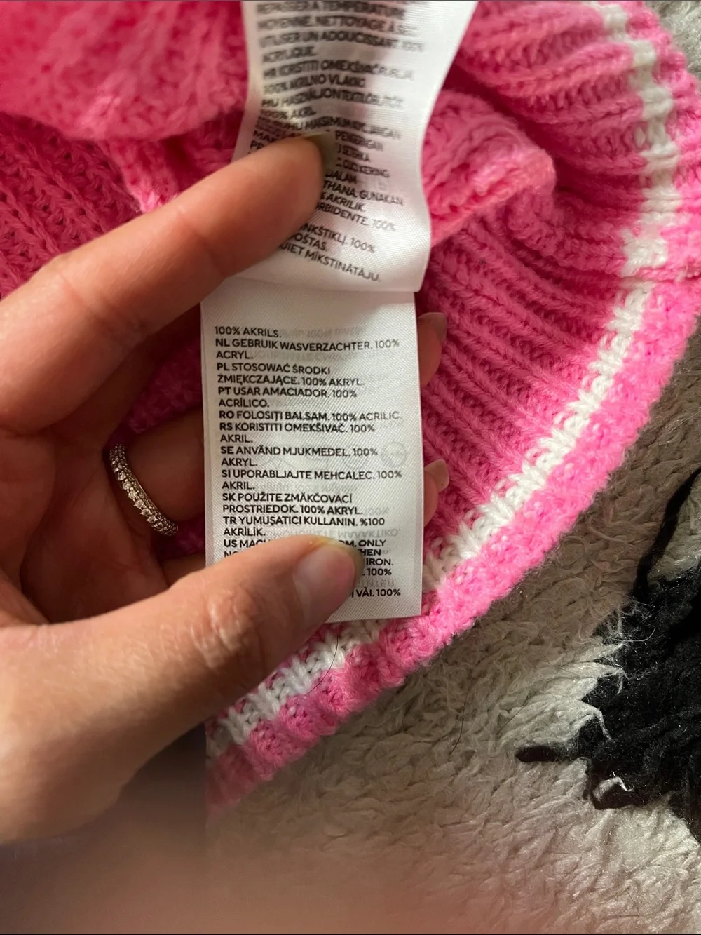 H&M size XS Pink and White V-Neck varsity Knit Vest